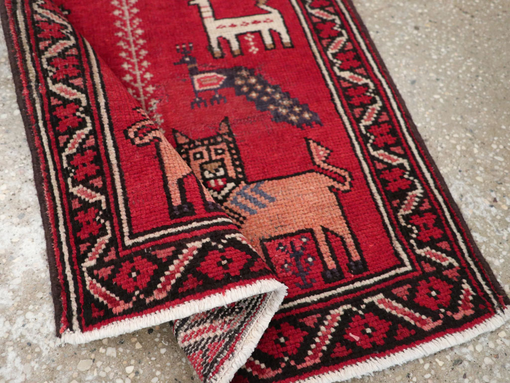 Vintage Persian Baluch Pictorial Rug, No.28001 - Galerie Shabab