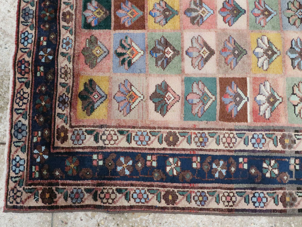 Vintage Persian Mahal Rug, No.28003 - Galerie Shabab