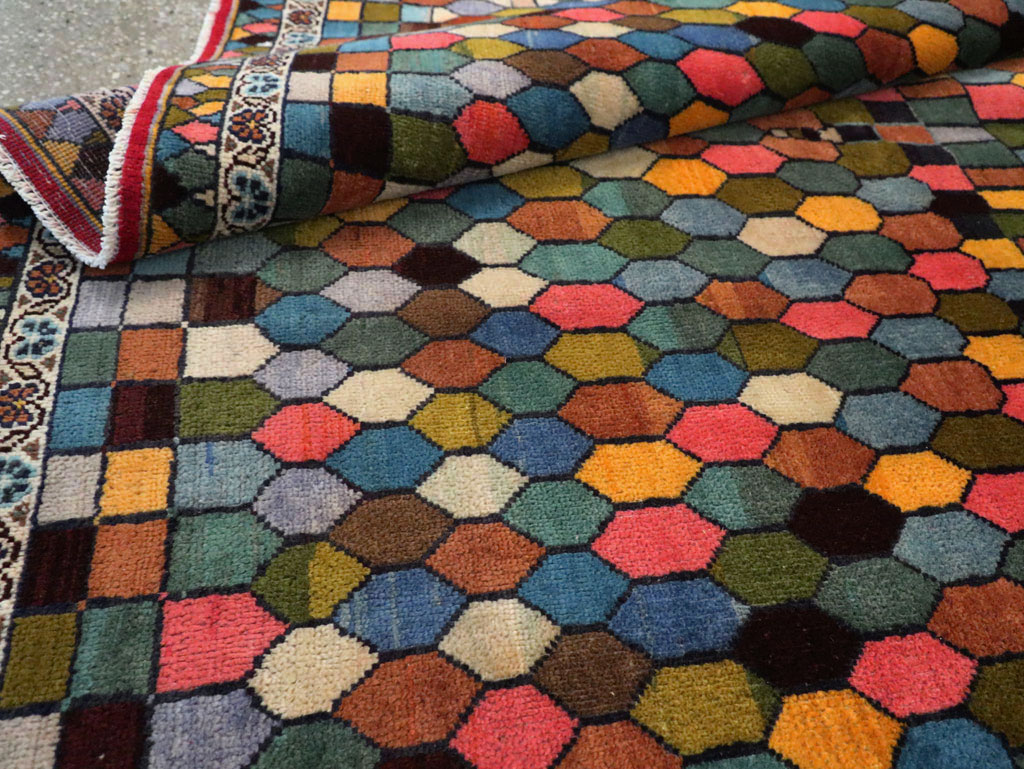 Vintage Persian Kashan Accent Rug, No.28004 - Galerie Shabab