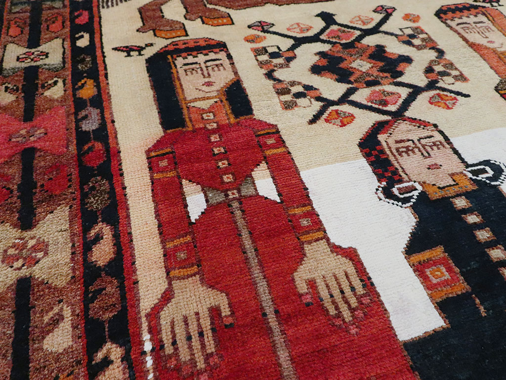 Vintage Persian Pictorial Bakhtiari Gallery Carpet, No.28005 - Galerie Shabab