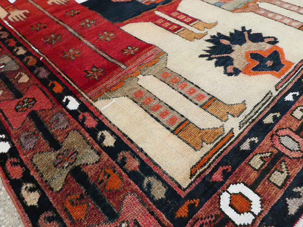 Vintage Persian Pictorial Bakhtiari Gallery Carpet, No.28005 - Galerie Shabab