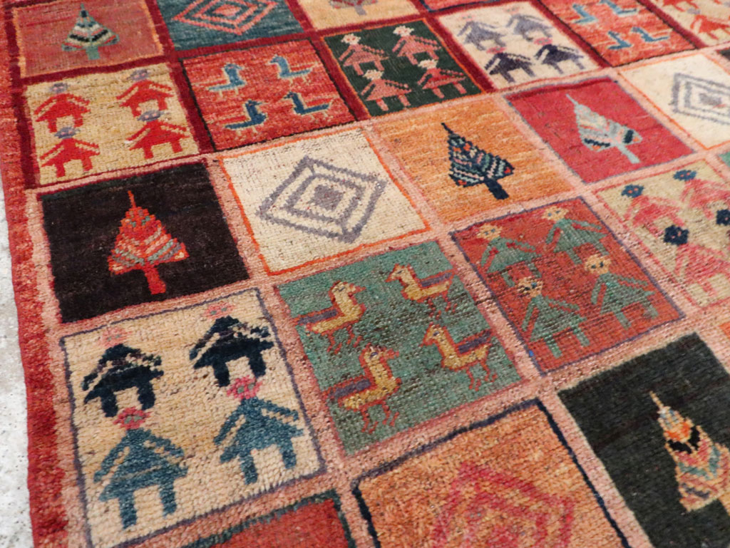 Vintage Persian Gabbeh Rug, No.28010 - Galerie Shabab