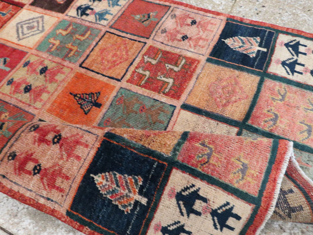 Vintage Persian Gabbeh Rug, No.28010 - Galerie Shabab