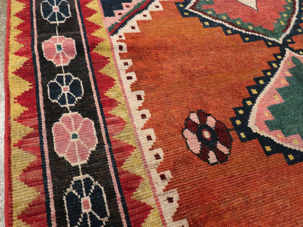 Vintage Persian Gabbeh Accent Rug, No.28012 - Galerie Shabab