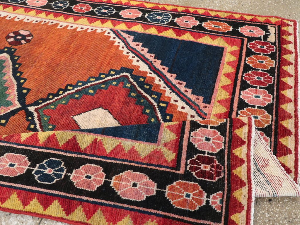 Vintage Persian Gabbeh Accent Rug, No.28012 - Galerie Shabab