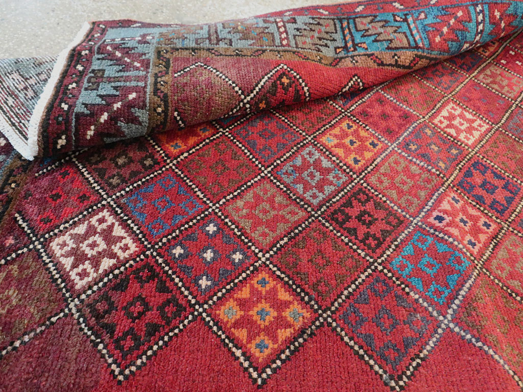 Vintage Persian Hamadan Runner, No.28016 - Galerie Shabab