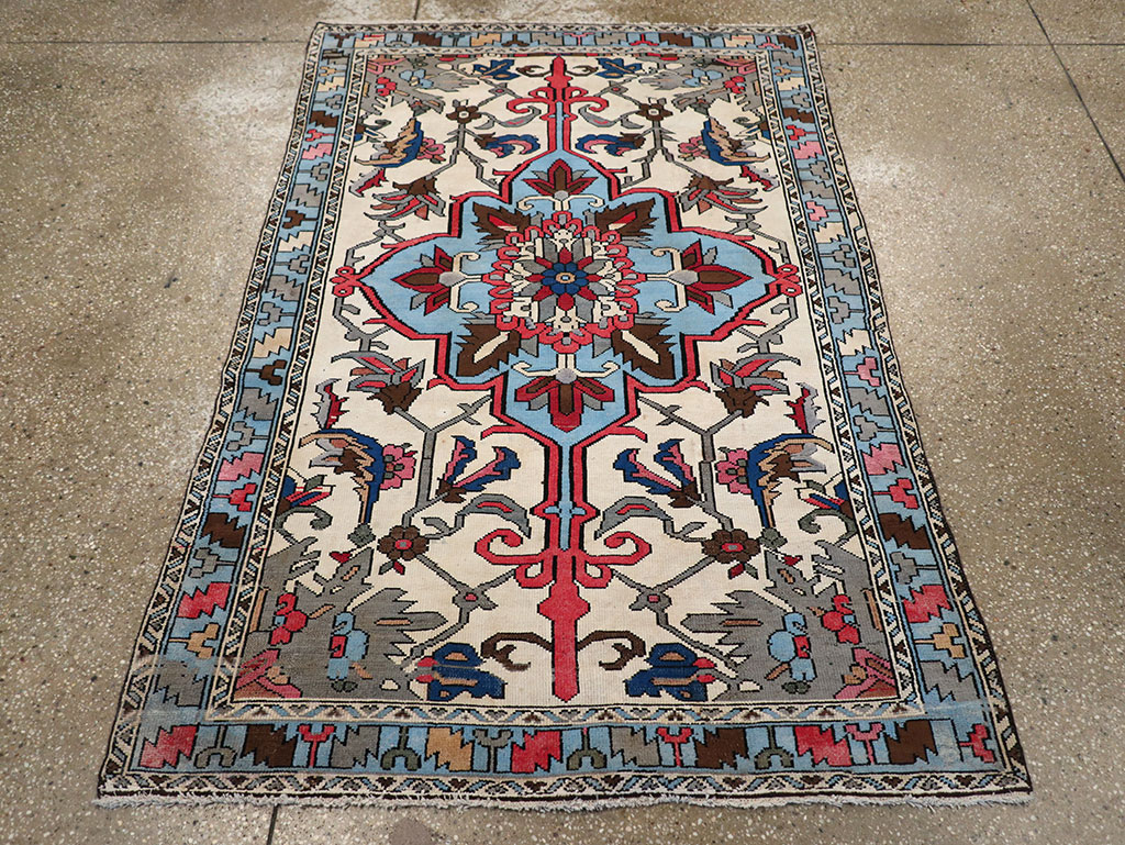Vintage Persian Hamadan Throw Rug, No.28021 - Galerie Shabab