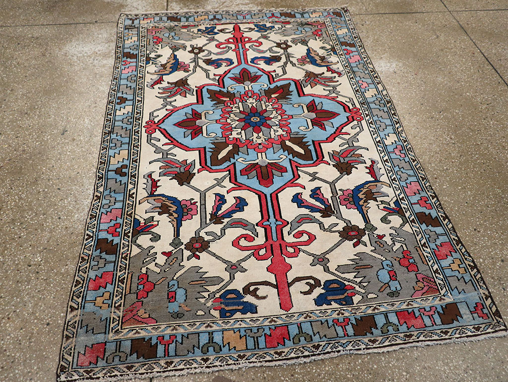 Vintage Persian Hamadan Throw Rug, No.28021 - Galerie Shabab