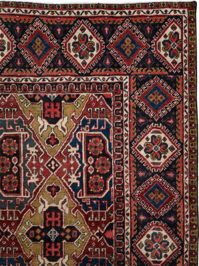 Vintage Persian Heriz Carpet, No.28022 - Galerie Shabab