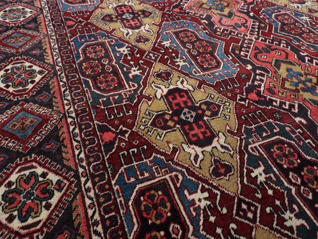 Vintage Persian Heriz Carpet, No.28022 - Galerie Shabab