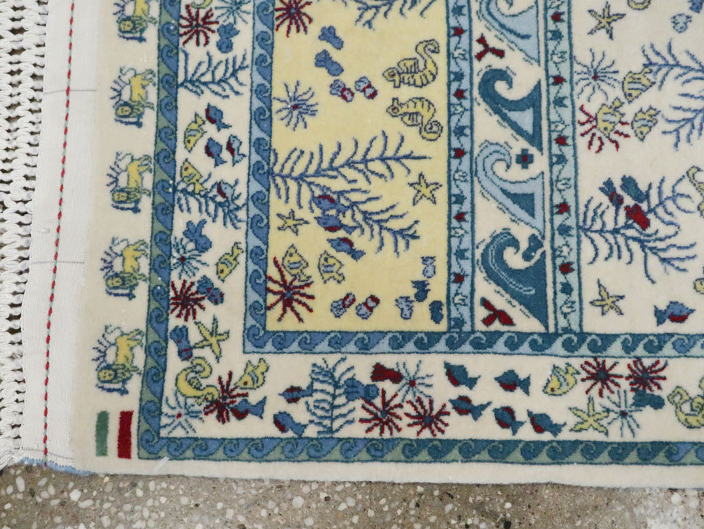 Vintage Persian Isfahan Pictorial Throw Rug (Pair: 2 of 2), No.28024 - Galerie Shabab