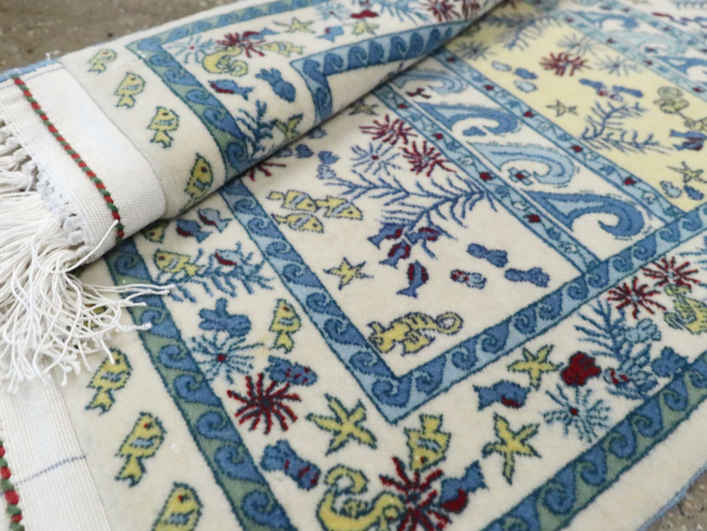 Vintage Persian Isfahan Pictorial Throw Rug (Pair: 2 of 2), No.28024 - Galerie Shabab