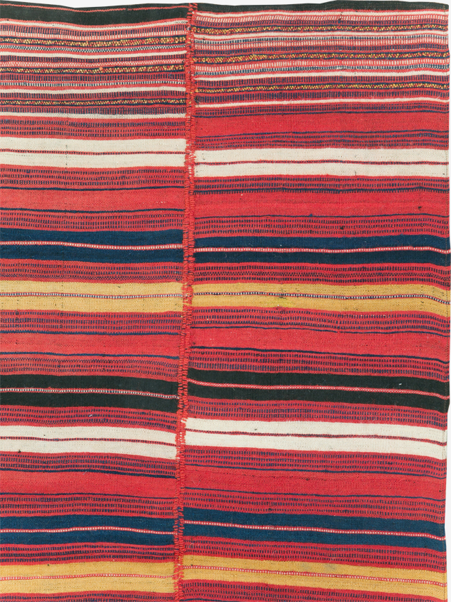 Vintage Persian Kilim, No.28028 - Galerie Shabab