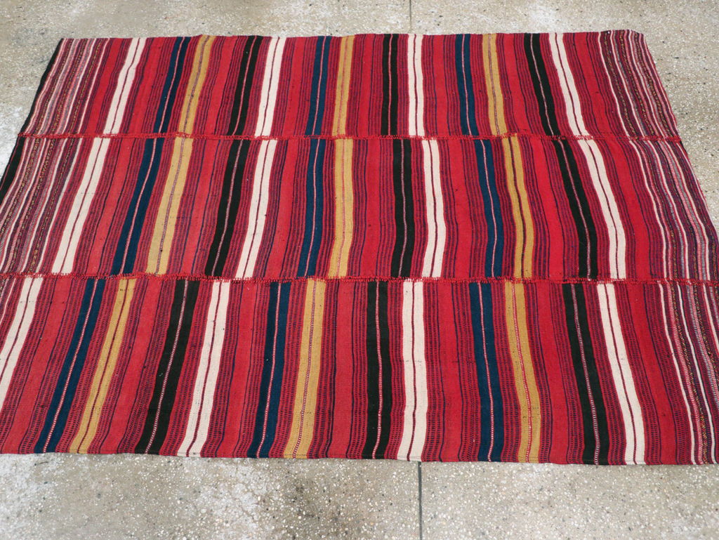 Vintage Persian Kilim, No.28028 - Galerie Shabab