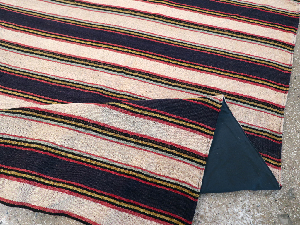 Vintage Persian Flatweave Kilim Small Room Size Carpet, No.28029 - Galerie Shabab