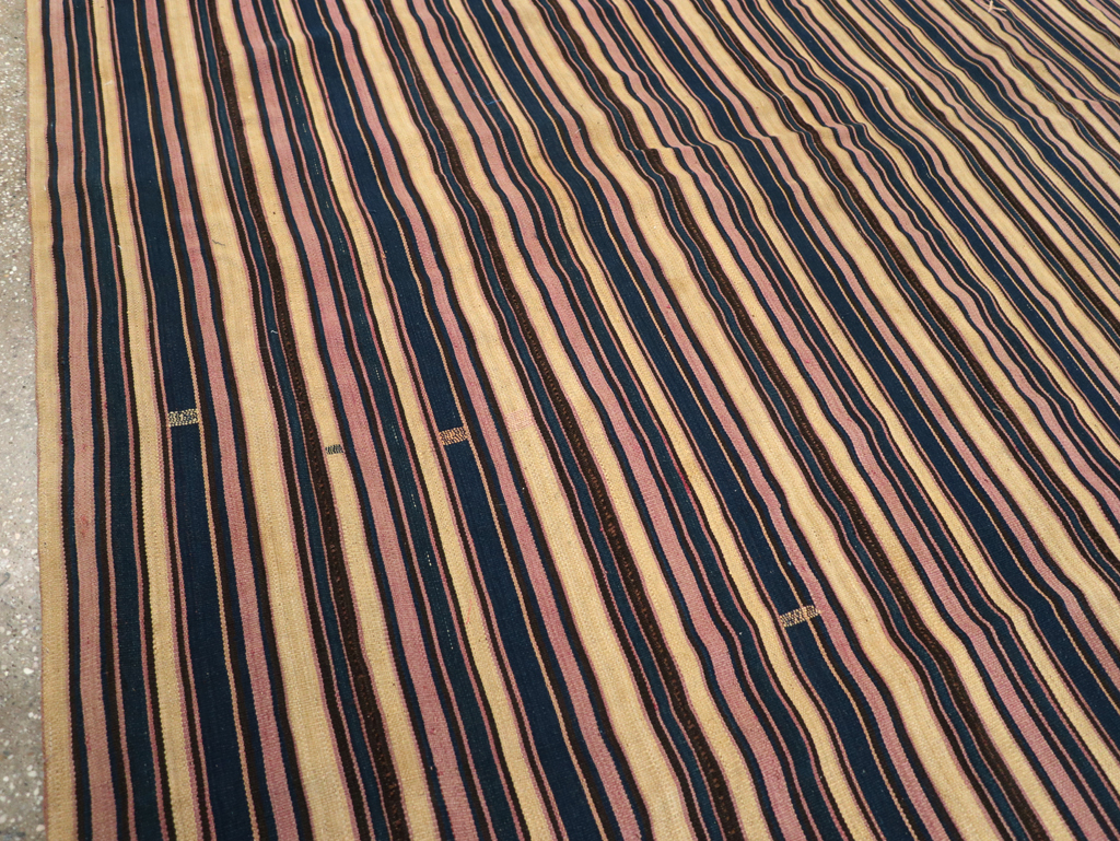 Vintage Persian Flatweave Kilim , No.28030 - Galerie Shabab