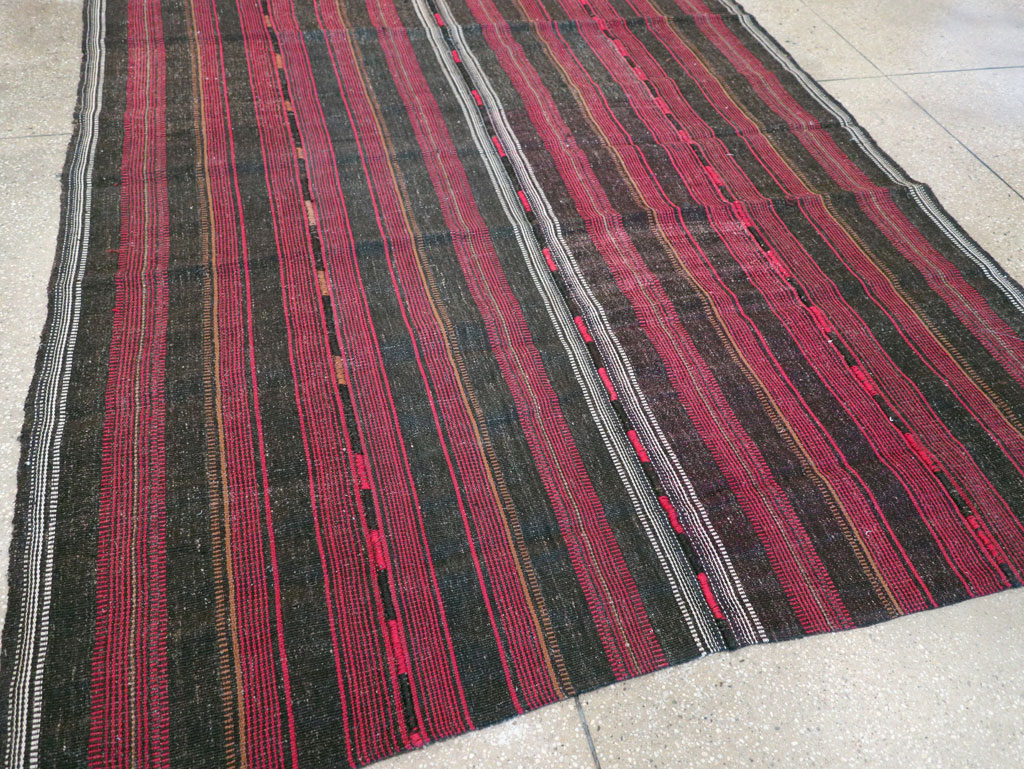 Vintage Persian Flatweave Kilim, No.28031 - Galerie Shabab