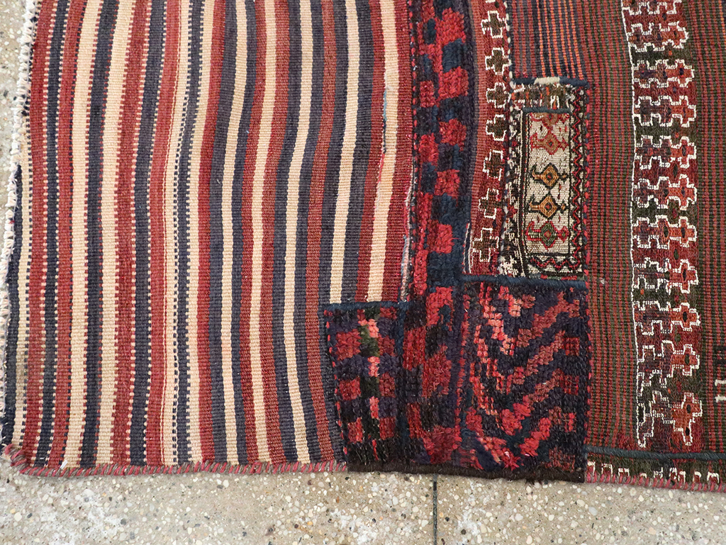Vintage Persian Flatweave Kilim Throw Rug, No.28044 - Galerie Shabab