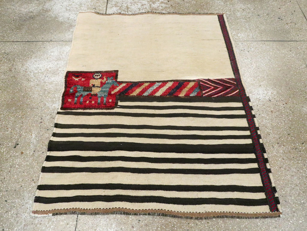 Persian Pictorial Kilim, No.28051 - Galerie Shabab