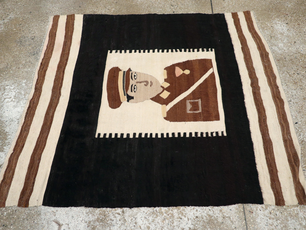 Vintage Pictorial Flatweave, No.28052 - Galerie Shabab