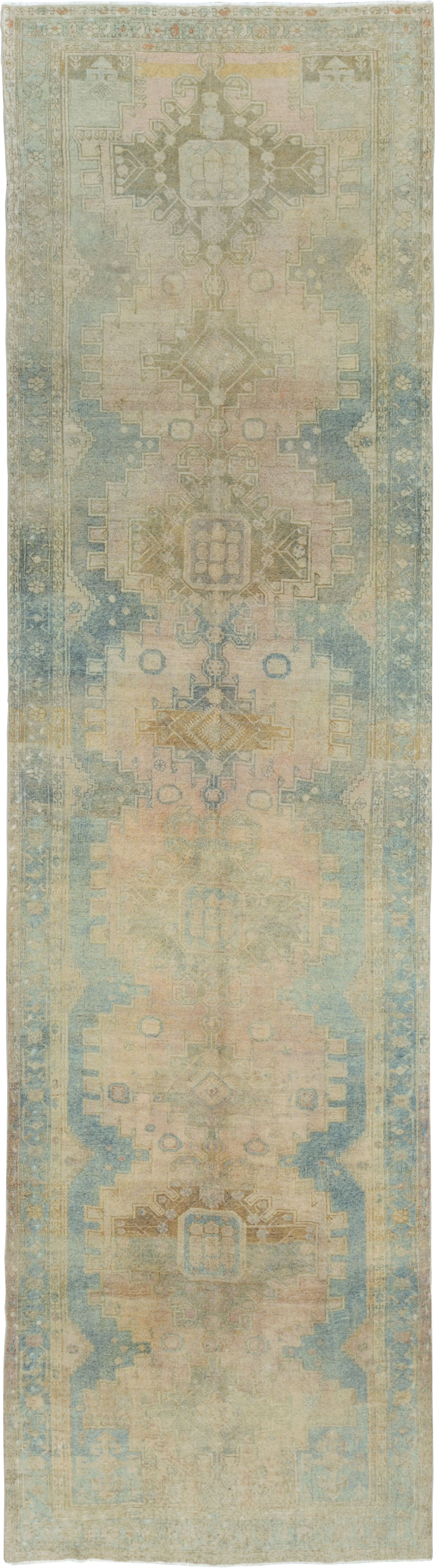 Vintage Persian Bakhtiari Gallery Rug, No.28058 - Galerie Shabab