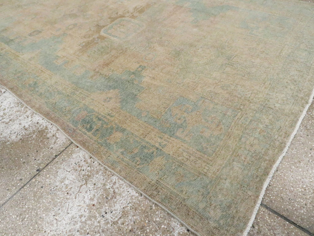 Vintage Persian Bakhtiari Gallery Rug, No.28058 - Galerie Shabab