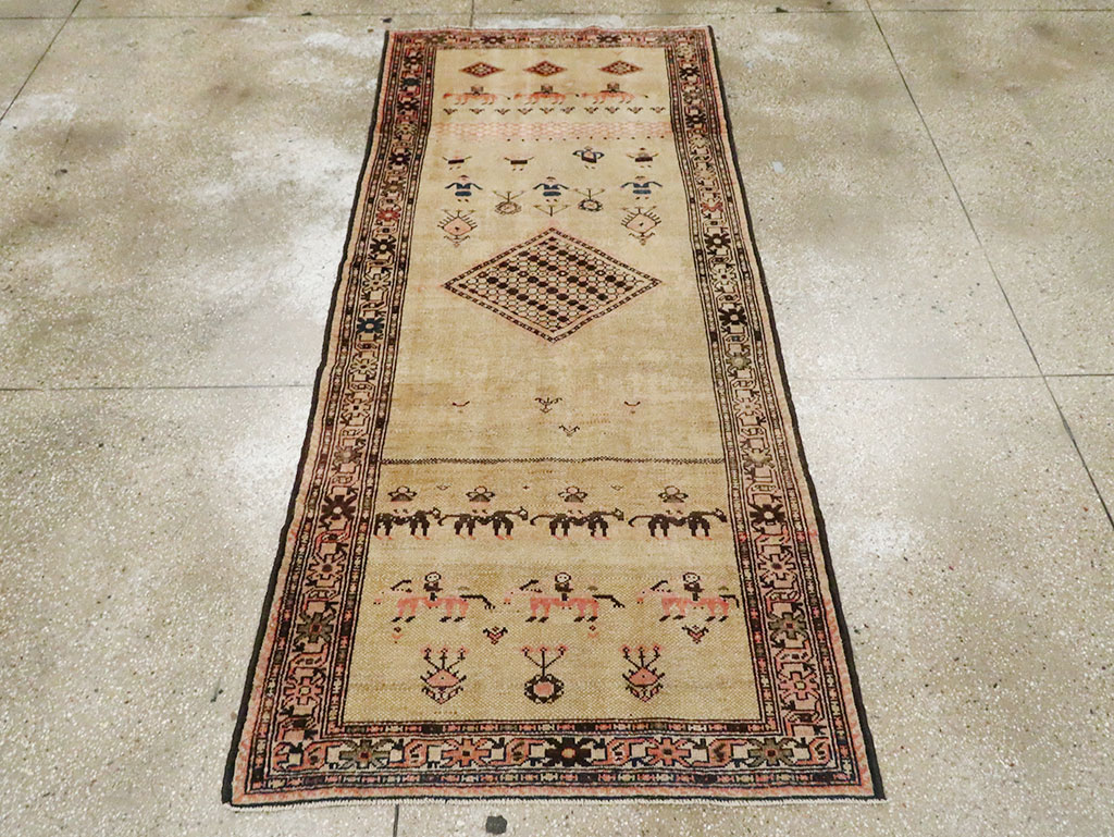 Antique Persian Serab Pictorial Runner, No.28065 - Galerie Shabab