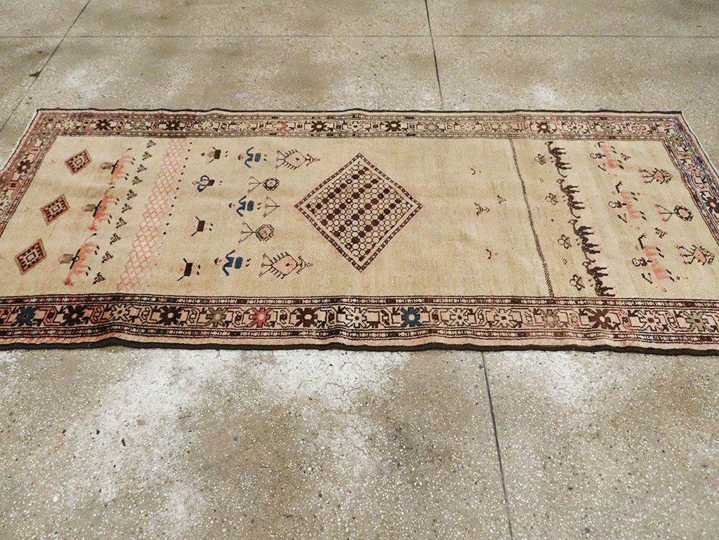 Antique Persian Serab Pictorial Runner, No.28065 - Galerie Shabab