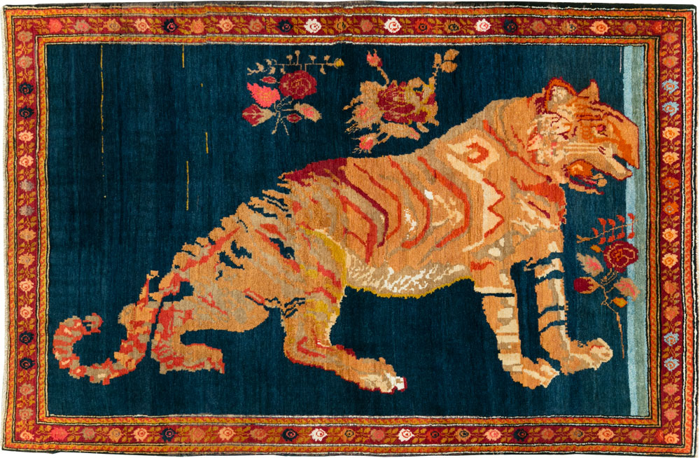 Vintage Caucasian Karabagh Pictorial Accent Rug, No.28070 - Galerie Shabab