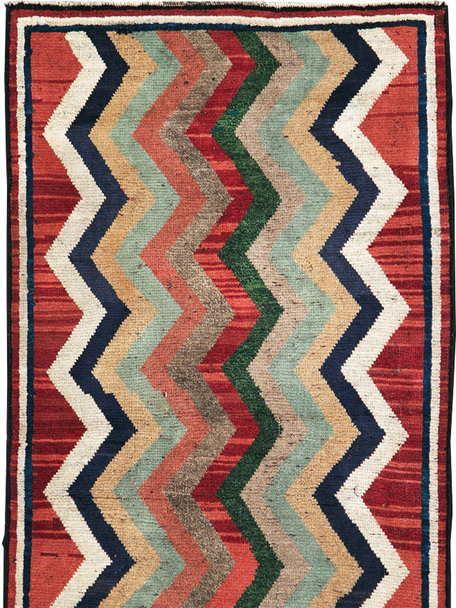 Vintage Persian Gabbeh Throw Rug, No.28083 - Galerie Shabab