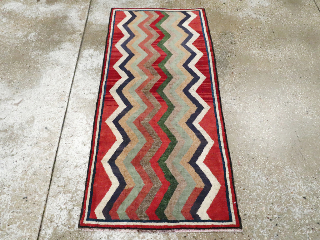 Vintage Persian Gabbeh Throw Rug, No.28083 - Galerie Shabab