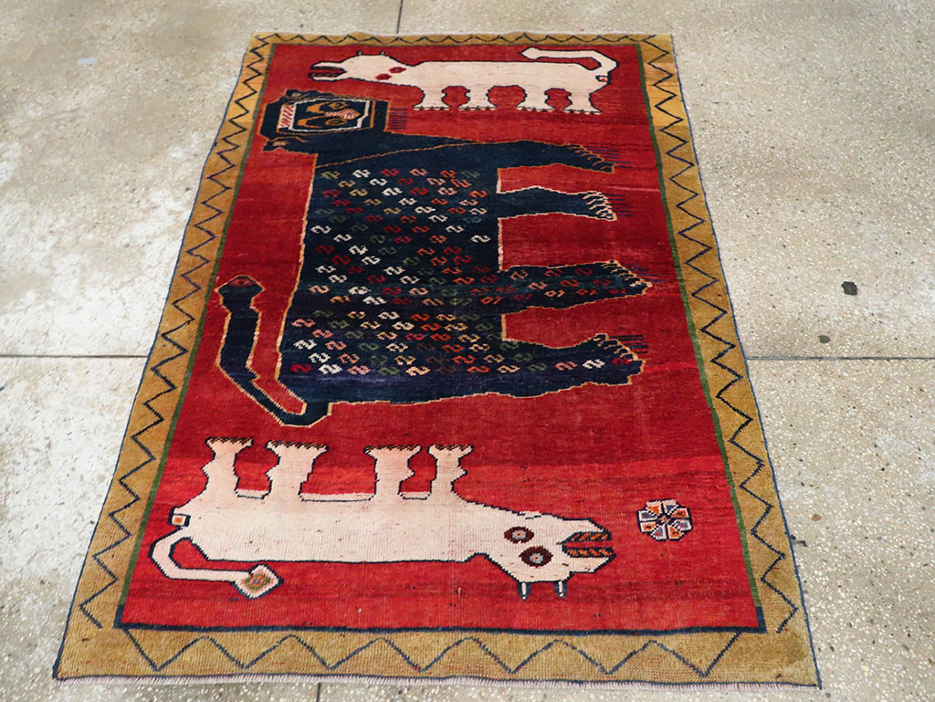 Vintage Pictorial Shiraz Rug, No.28084 - Galerie Shabab