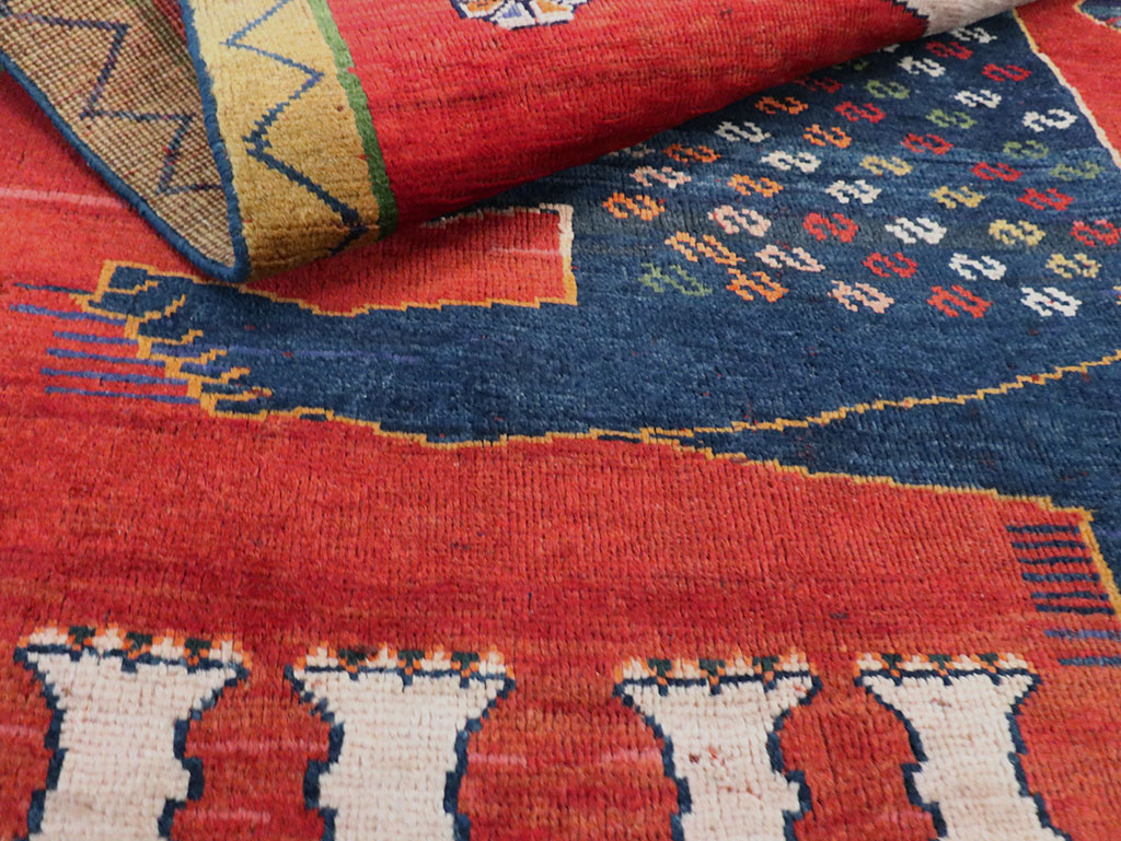 Vintage Pictorial Shiraz Rug, No.28084 - Galerie Shabab