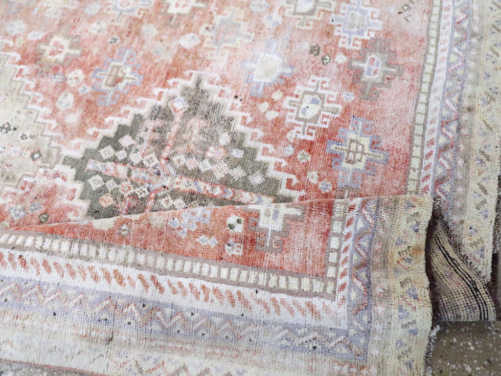 Vintage Persian Cotton Shiraz Accent Rug, No.28086 - Galerie Shabab