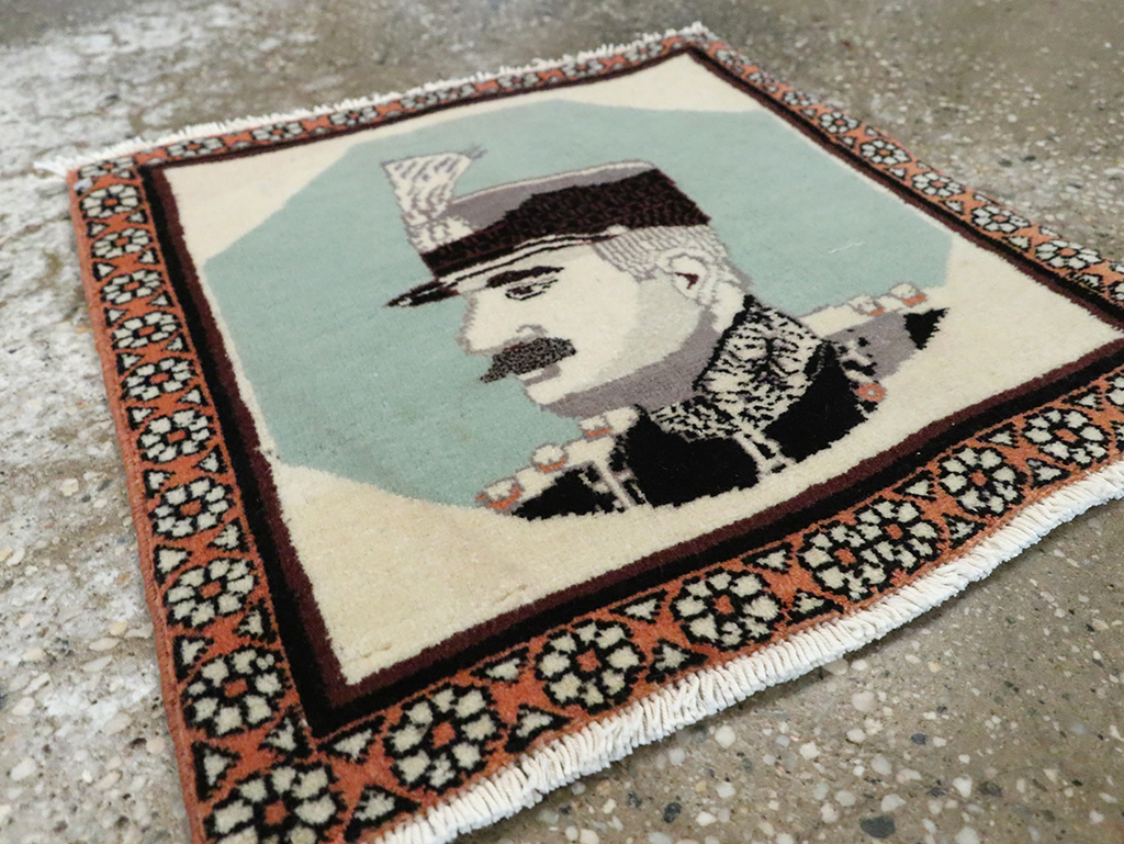 Vintage Persian Tabriz Pictorial Rug, No.28097 - Galerie Shabab