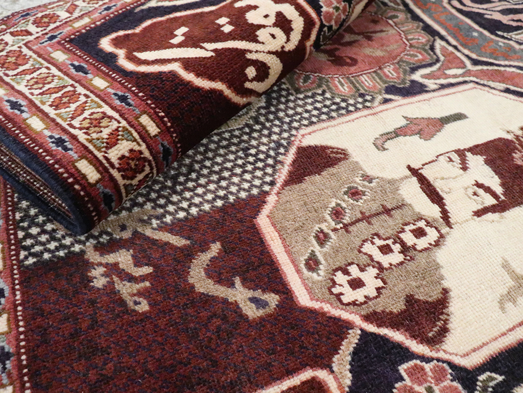 Vintage Persian Tabriz Pictorial Rug, No.28106 - Galerie Shabab