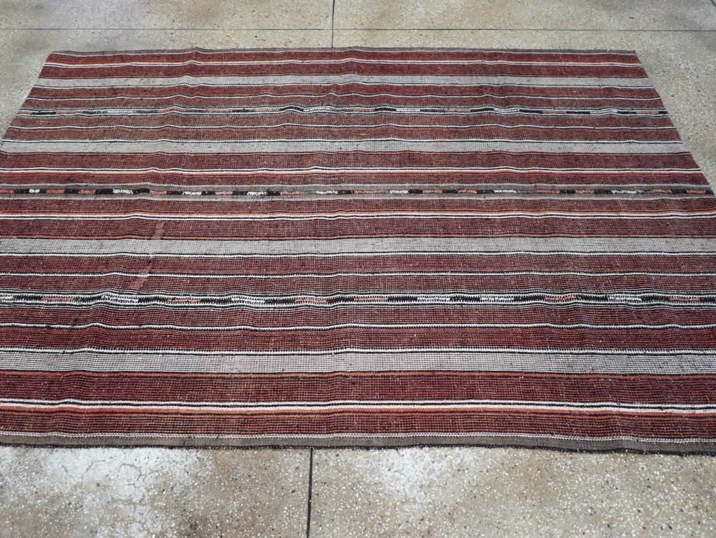 Vintage Persian Flatweave Kilim Accent Rug, No.28110 - Galerie Shabab