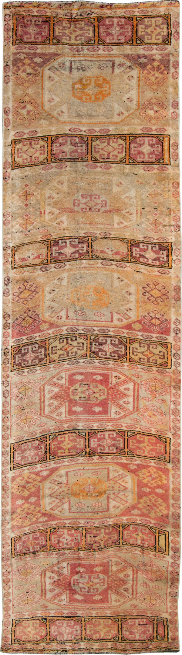 Vintage Turkish Anatolian Runner, No.28117 - Galerie Shabab
