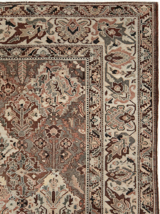 Antique Persian Square Bakhtiari Carpet, No.28122 - Galerie Shabab