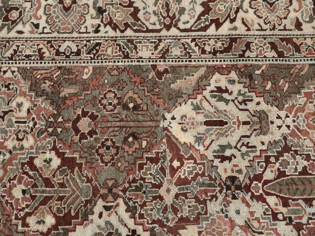 Antique Persian Square Bakhtiari Carpet, No.28122 - Galerie Shabab