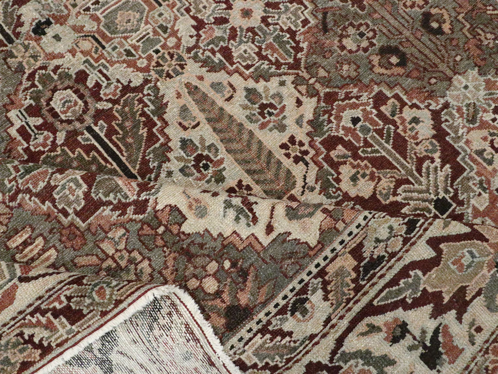 Antique Persian Square Bakhtiari Carpet, No.28122 - Galerie Shabab