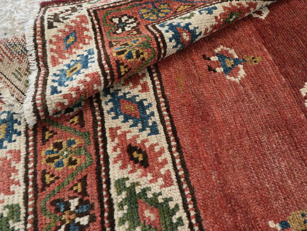 Antique Persian Kurdish Runner, No.28128 - Galerie Shabab