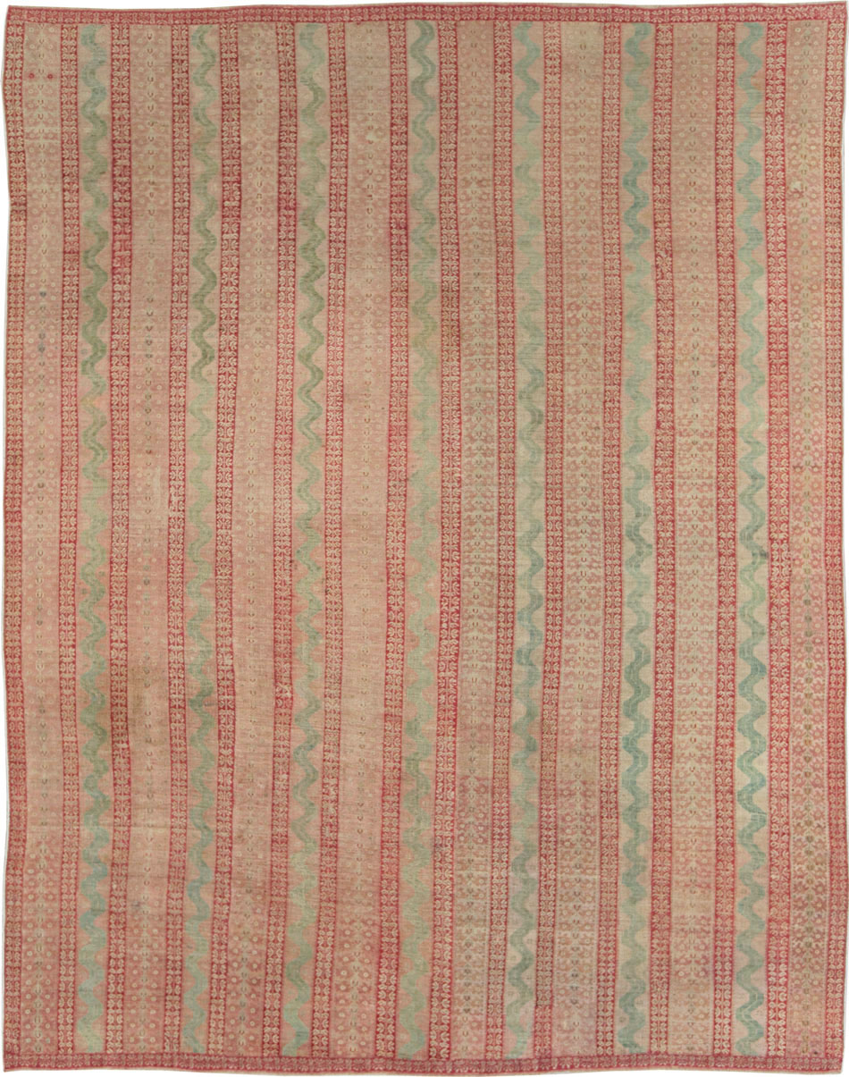 Antique Turkish Ghiordes Room Size Carpet, No.28129 - Galerie Shabab