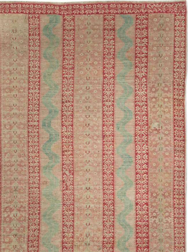 Antique Turkish Ghiordes Room Size Carpet, No.28129 - Galerie Shabab