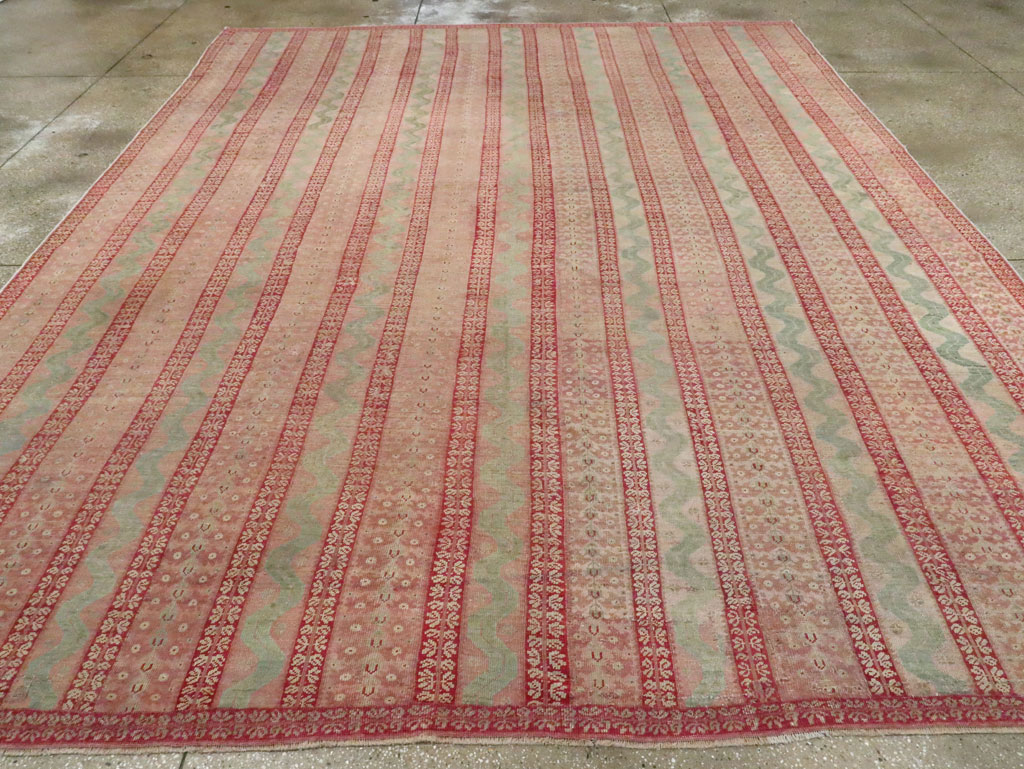 Antique Turkish Ghiordes Room Size Carpet, No.28129 - Galerie Shabab