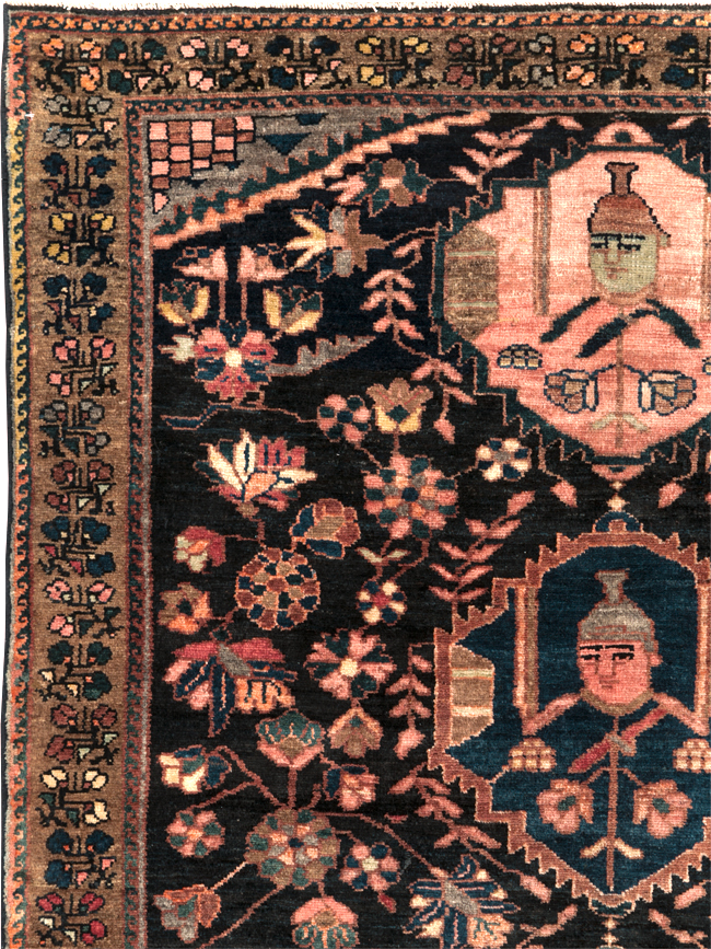 Antique Persian Pictorial Malayer Rug, No.28133 - Galerie Shabab