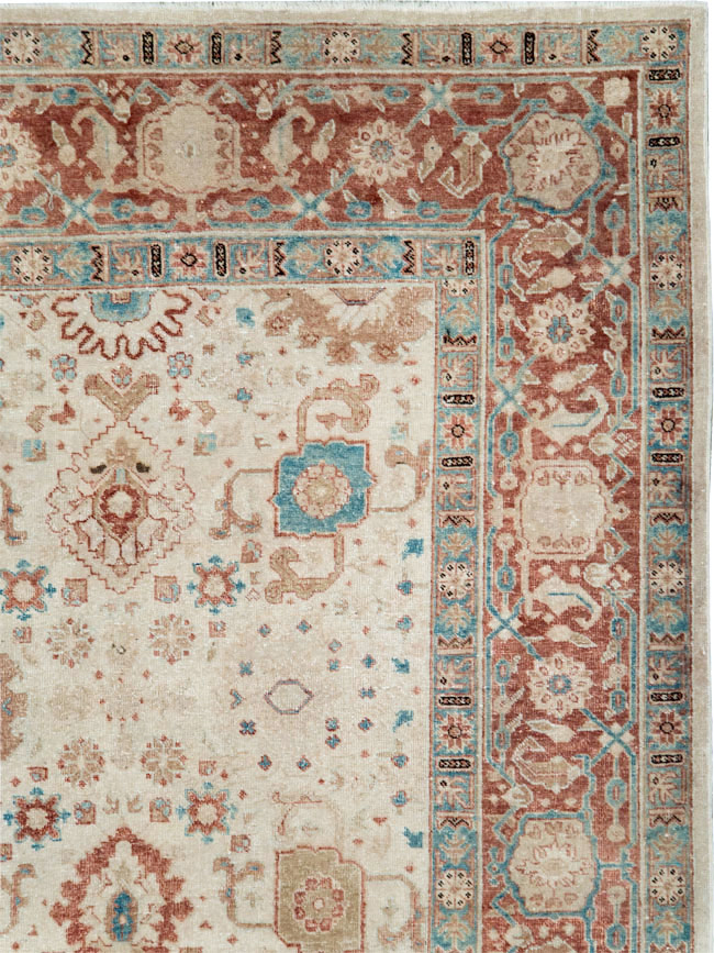 Antique Persian Tabriz Carpet, No.28134 - Galerie Shabab