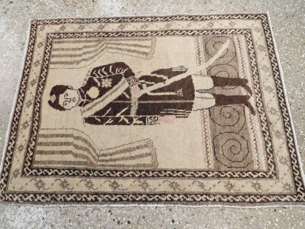 Vintage Persian Tabriz Pictorial Rug, No.28136 - Galerie Shabab