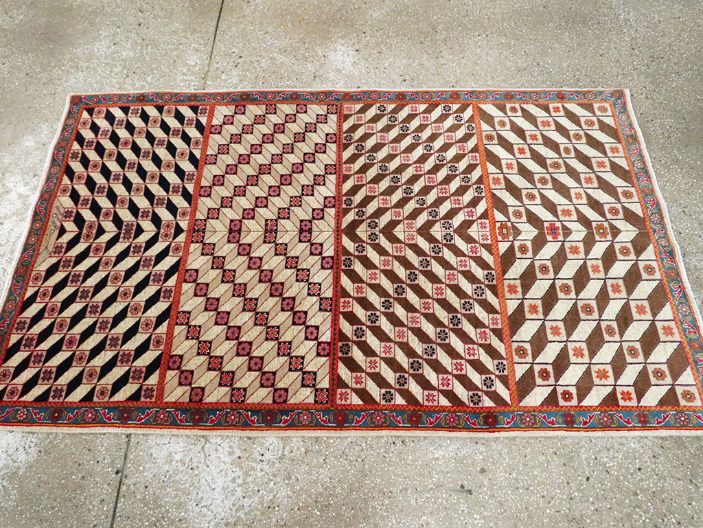 Vintage Persian Tabriz Rug, No.28151 - Galerie Shabab