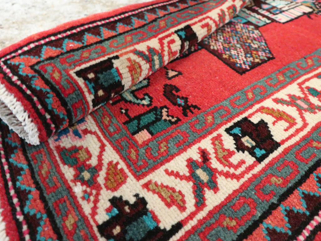 Vintage Persian Mahal Pictorial Rug (Pair: 1 of 2), No.28165 - Galerie Shabab